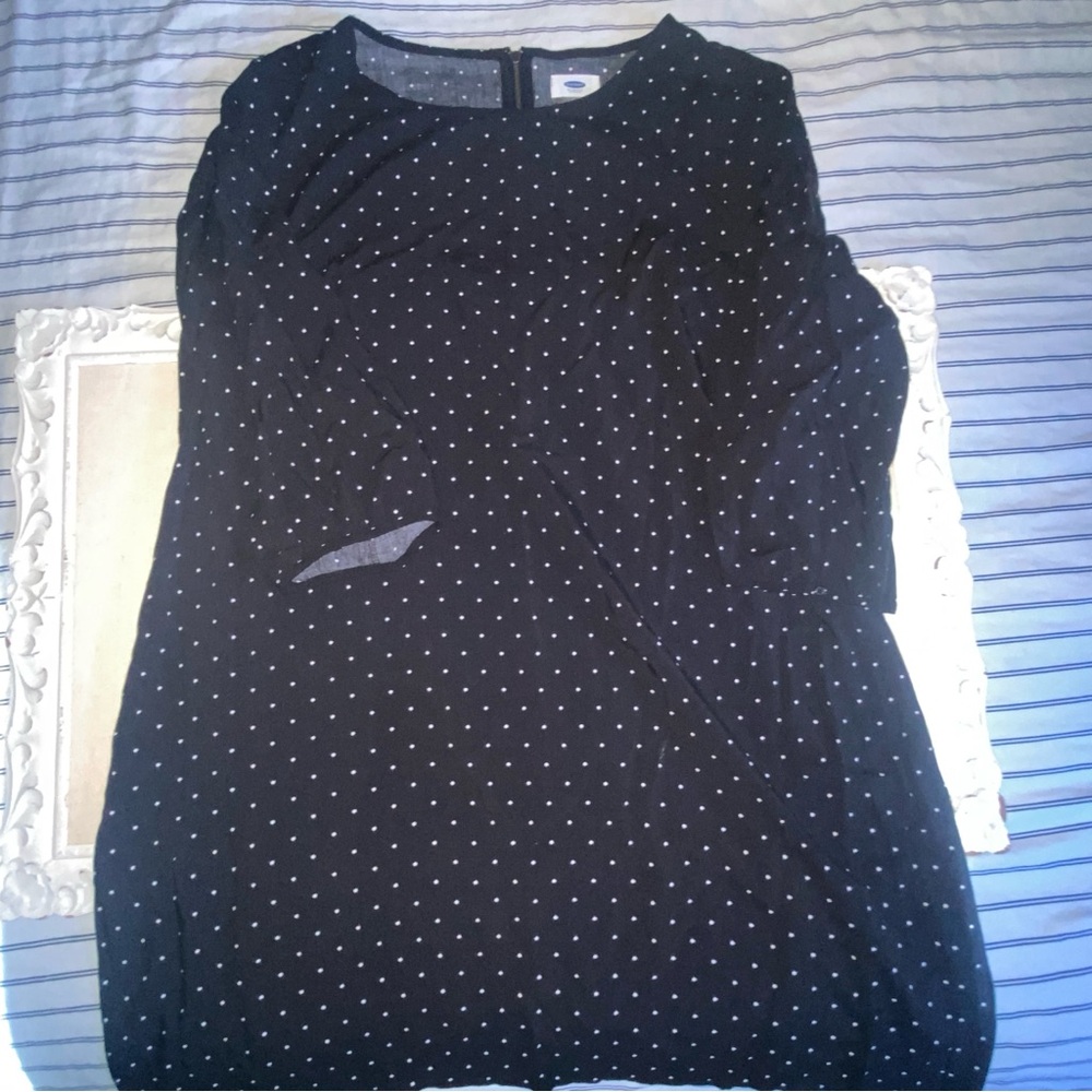 Old Navy Black and White Sheath Dress Sleeveless Crew Neck